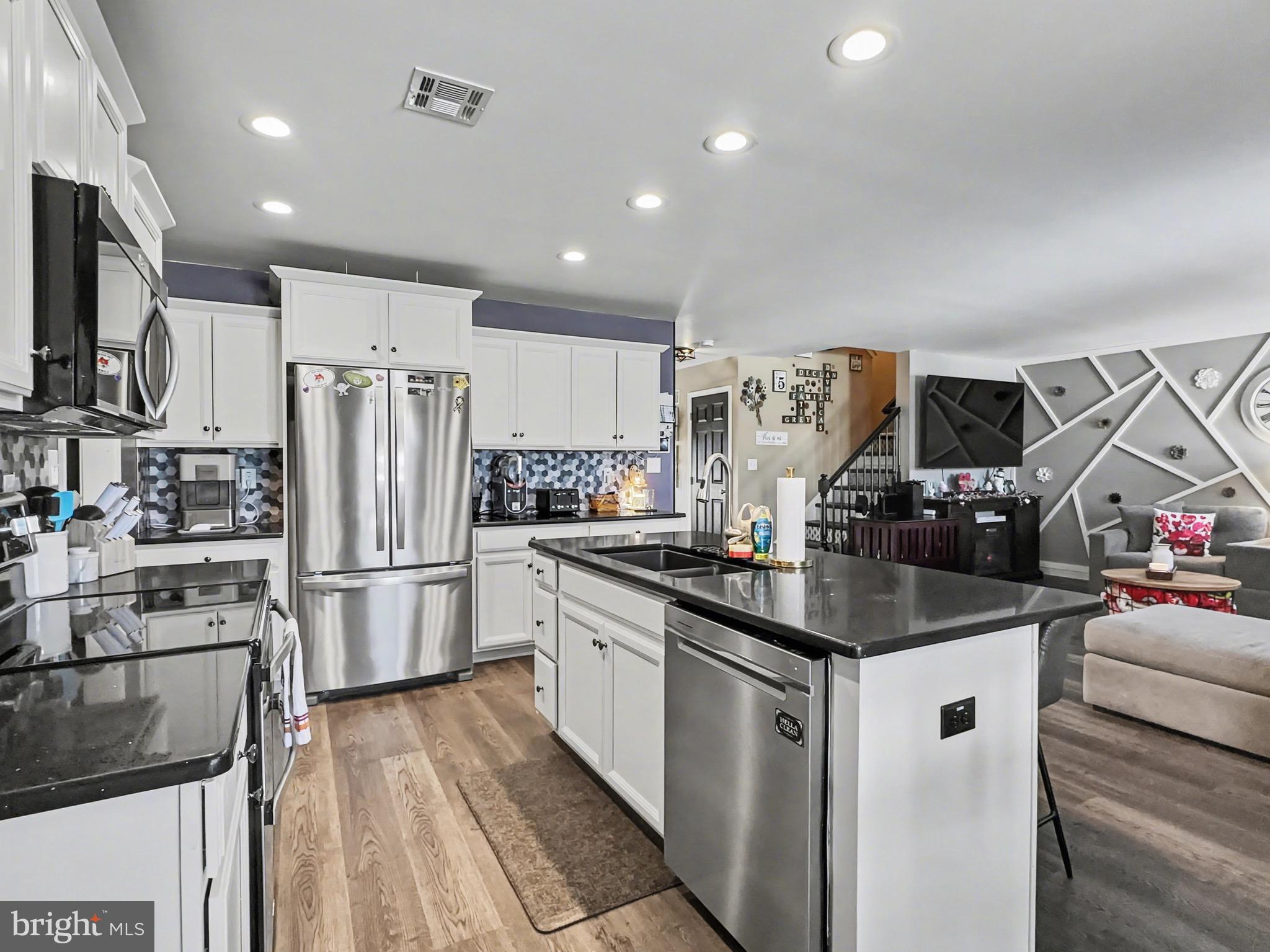 10 Coriander Lane Manchester, PA 17345 - Photo 9 of 32