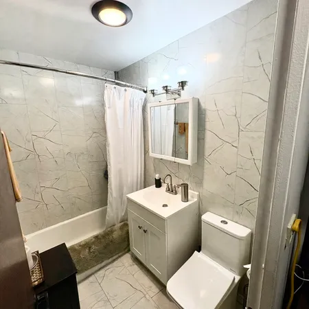 $142,000 | 4800 South Chicago Beach Drive, Unit 1209S, Chicago, IL 60615