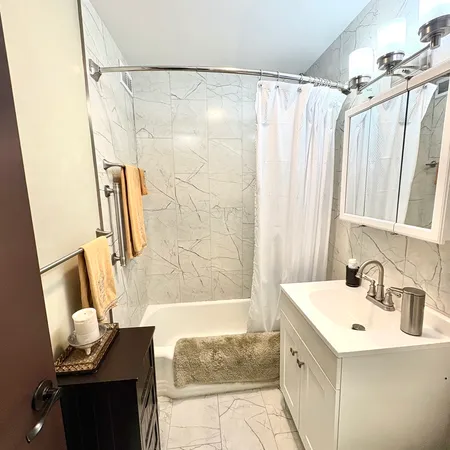 $142,000 | 4800 South Chicago Beach Drive, Unit 1209S, Chicago, IL 60615