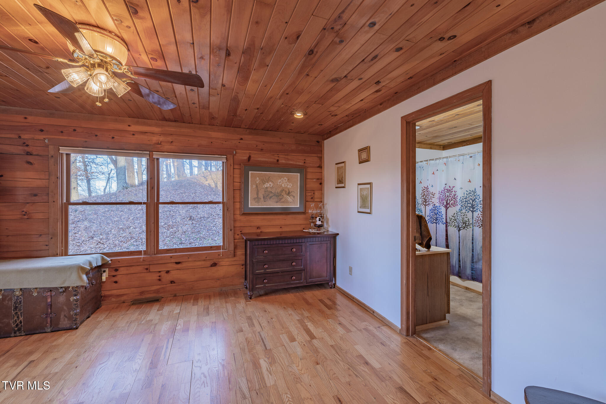 11766 Rocky Hill Road Bristol, VA 24202 - Photo 19 of 55 1R9A2316-HDR