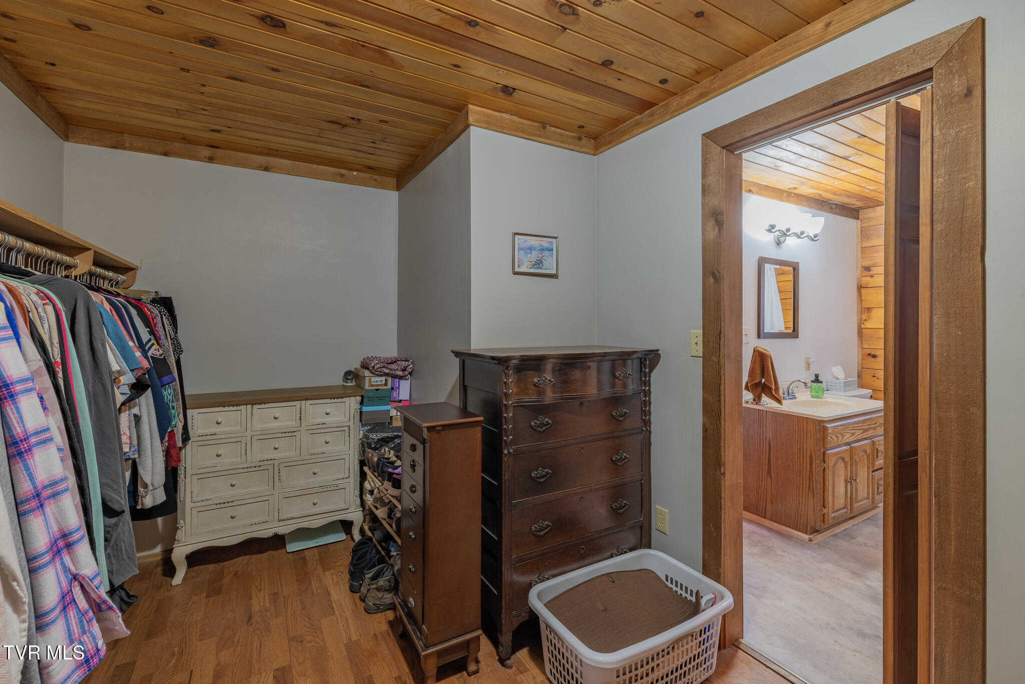 11766 Rocky Hill Road Bristol, VA 24202 - Photo 25 of 55 1R9A2334-HDR