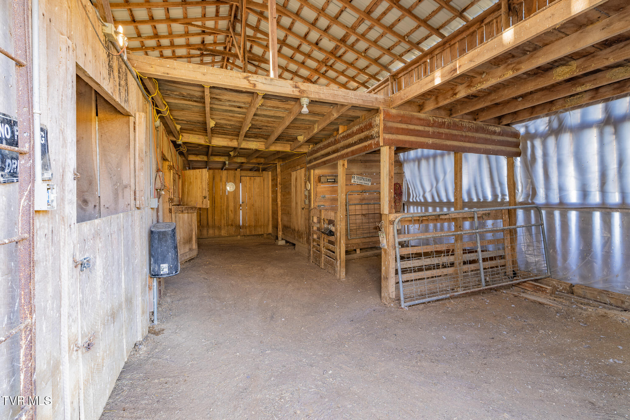 11766 Rocky Hill Road Bristol, VA 24202 - Photo 54 of 67 1R9A2241-HDR