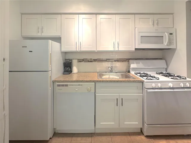 $199,000 | 215-11 48th Avenue, Unit 1B | Bayside