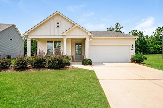 $2,419 | 153 Everett Square, McDonough, GA 30252