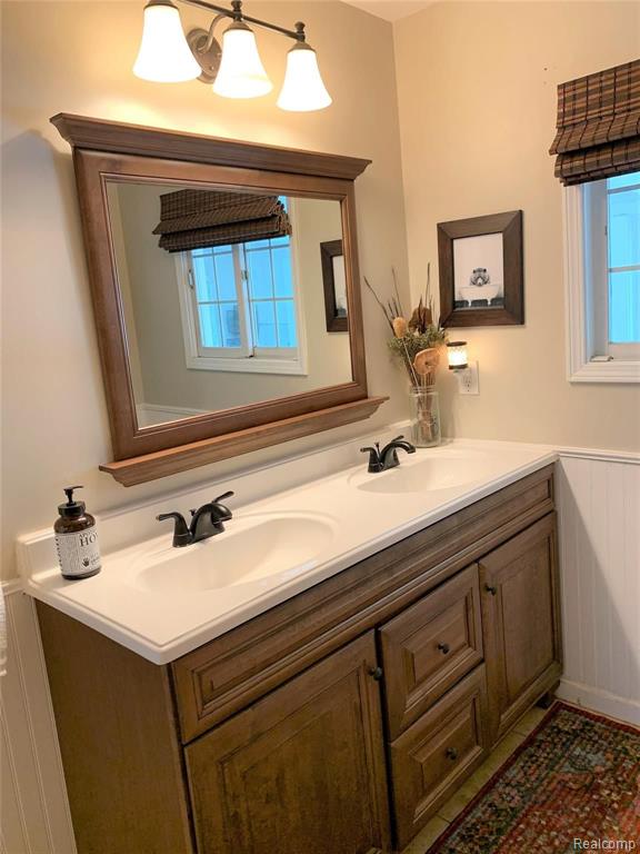 5823 Hinchey Road Howell, MI 48843 - Photo 14 of 47
