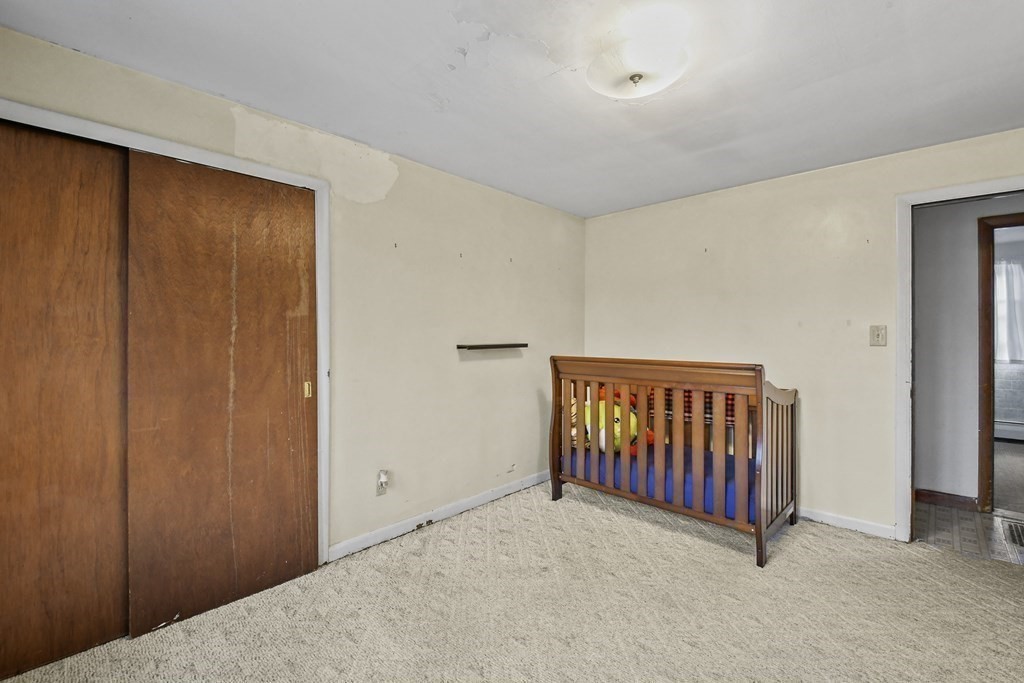 17 Hampton Street Worcester, MA 01604 - Photo 13 of 24 Gallery Image 13