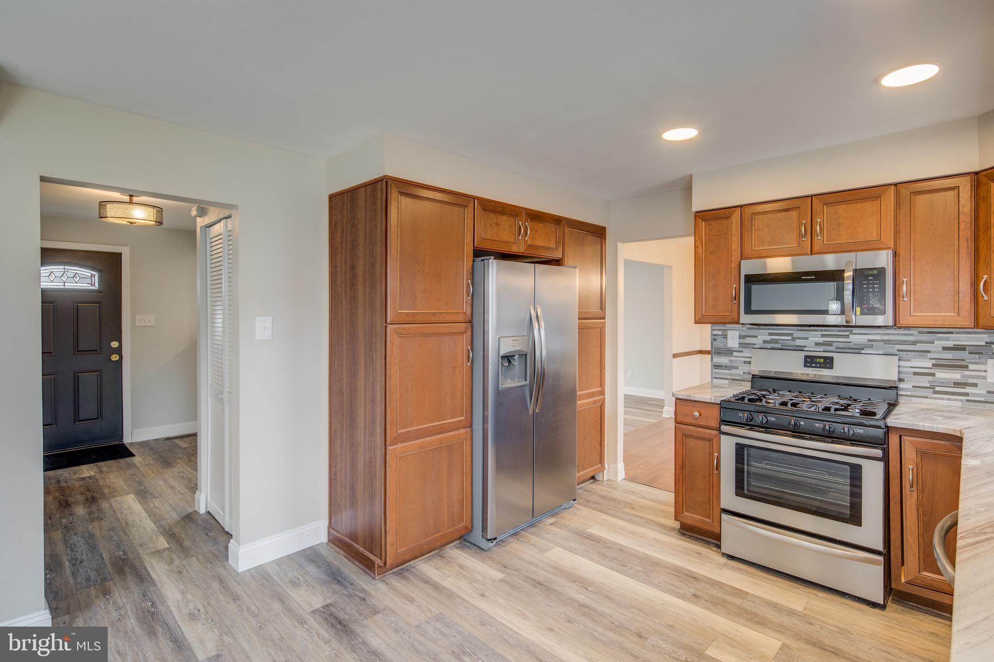 1717 Pin Oak Road Williamstown, NJ 08094 - Photo 6 of 30 Gallery Image 6