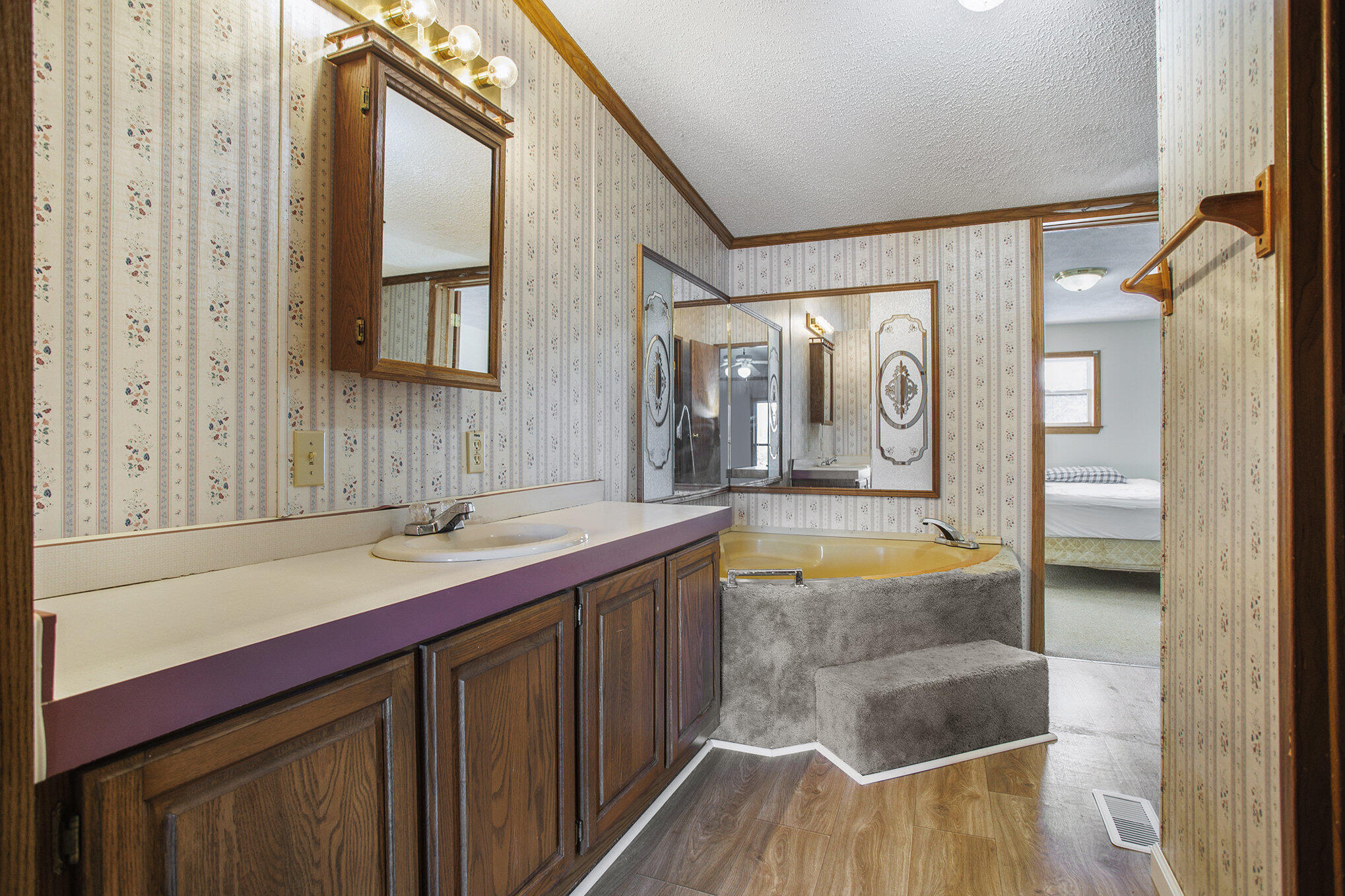 23240 26 Mile Road Springport, MI 49284 - Photo 10 of 19 010_file_575