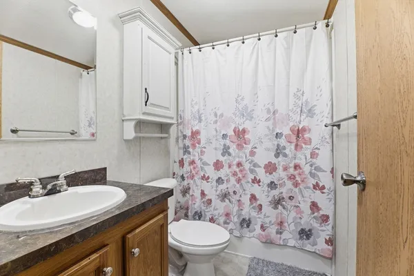 $180,000 | 1 B Quaboag Valley, Sudbury, MA 01776