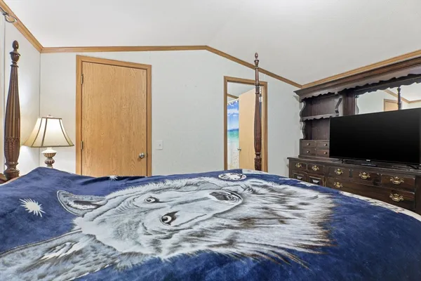 $180,000 | 1 B Quaboag Valley, Sudbury, MA 01776