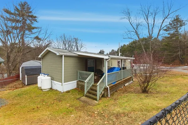 $180,000 | 1 B Quaboag Valley, Sudbury, MA 01776