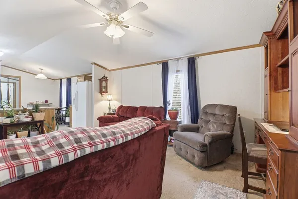 $180,000 | 1 B Quaboag Valley, Sudbury, MA 01776