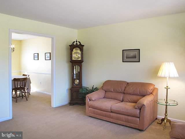 5244 Terrace Road Mechanicsburg, PA 17050 - Photo 5 of 18
