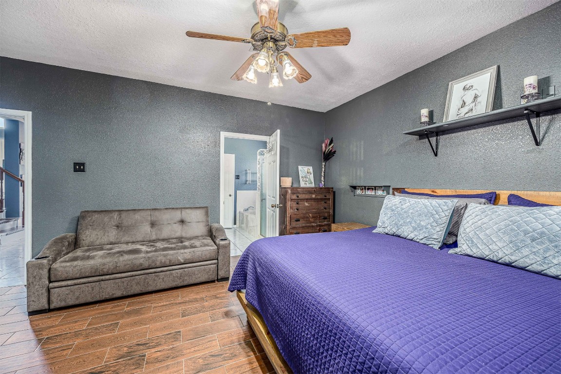 6534 FM 3180 Road Baytown, TX 77523 - Photo 13 of 34 primary bed