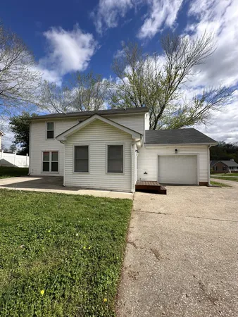 $1,750 | 1708 Broadripple Drive, Clarksville, TN 37042