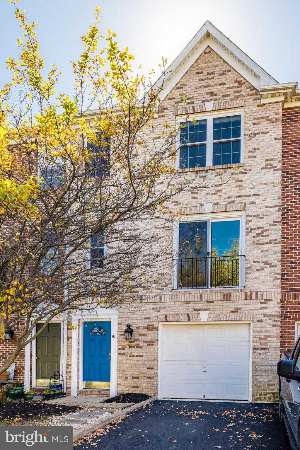 10 West Glebe Road Alexandria, VA 22305 - Photo 2 of 41
