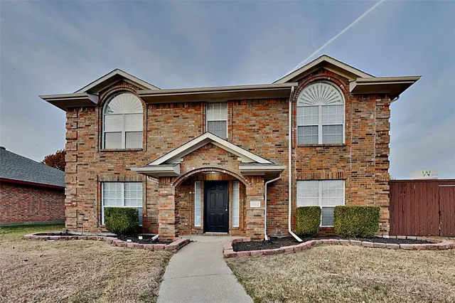 $2,475 | 1102 Hall Drive, Wylie, TX 75098