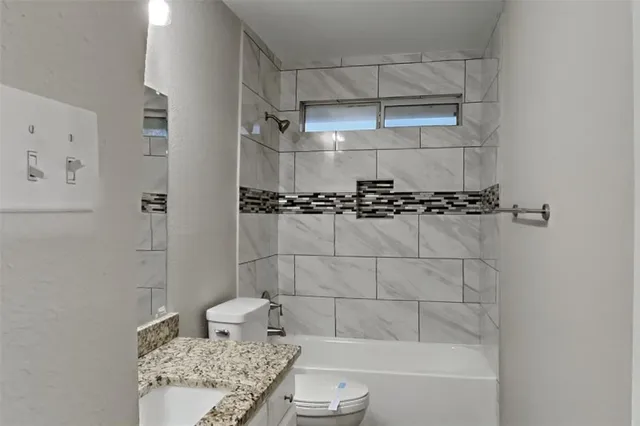 $2,475 | 1102 Hall Drive, Wylie, TX 75098