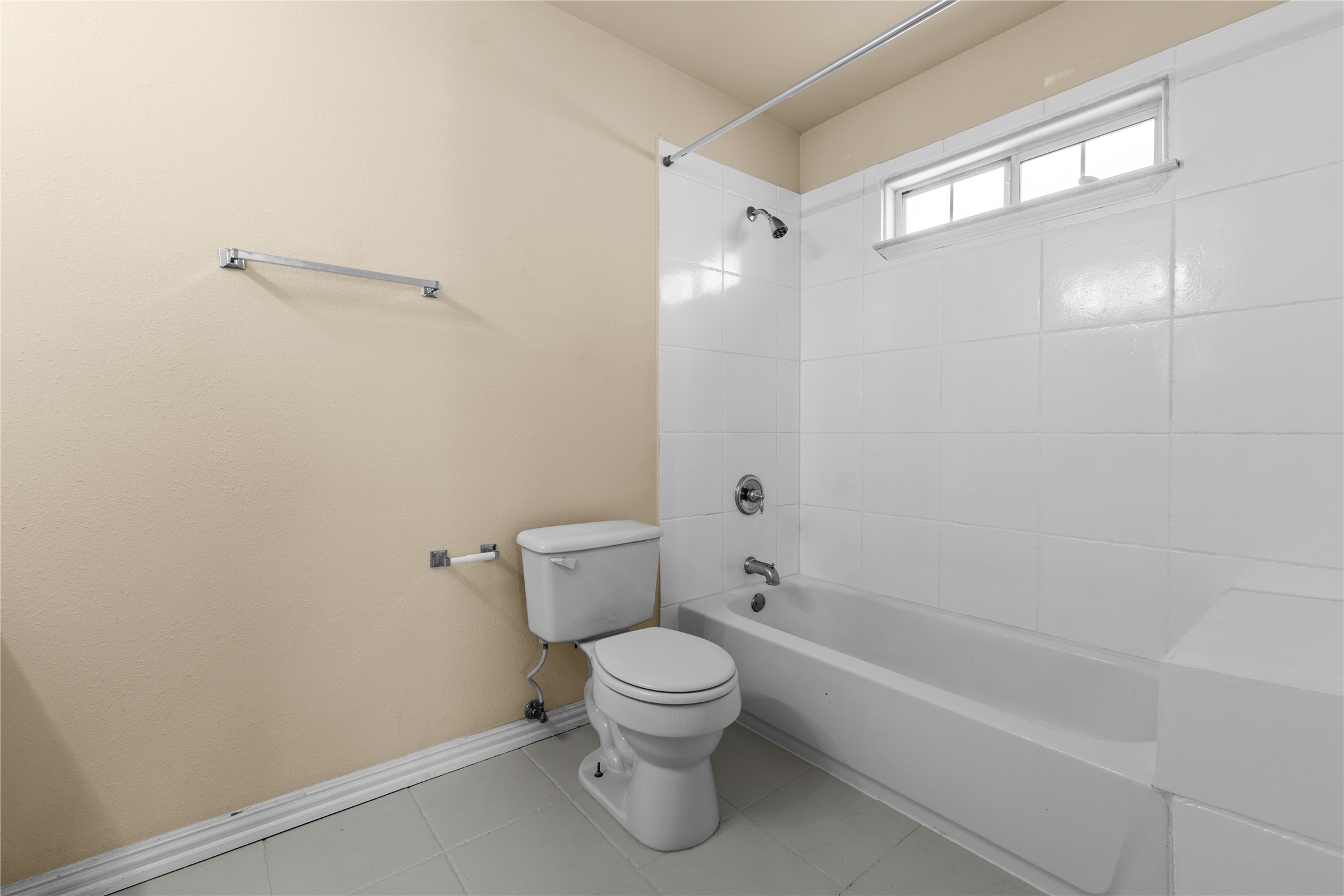 9611 Elmview Place Houston, TX 77080 - Photo 11 of 19