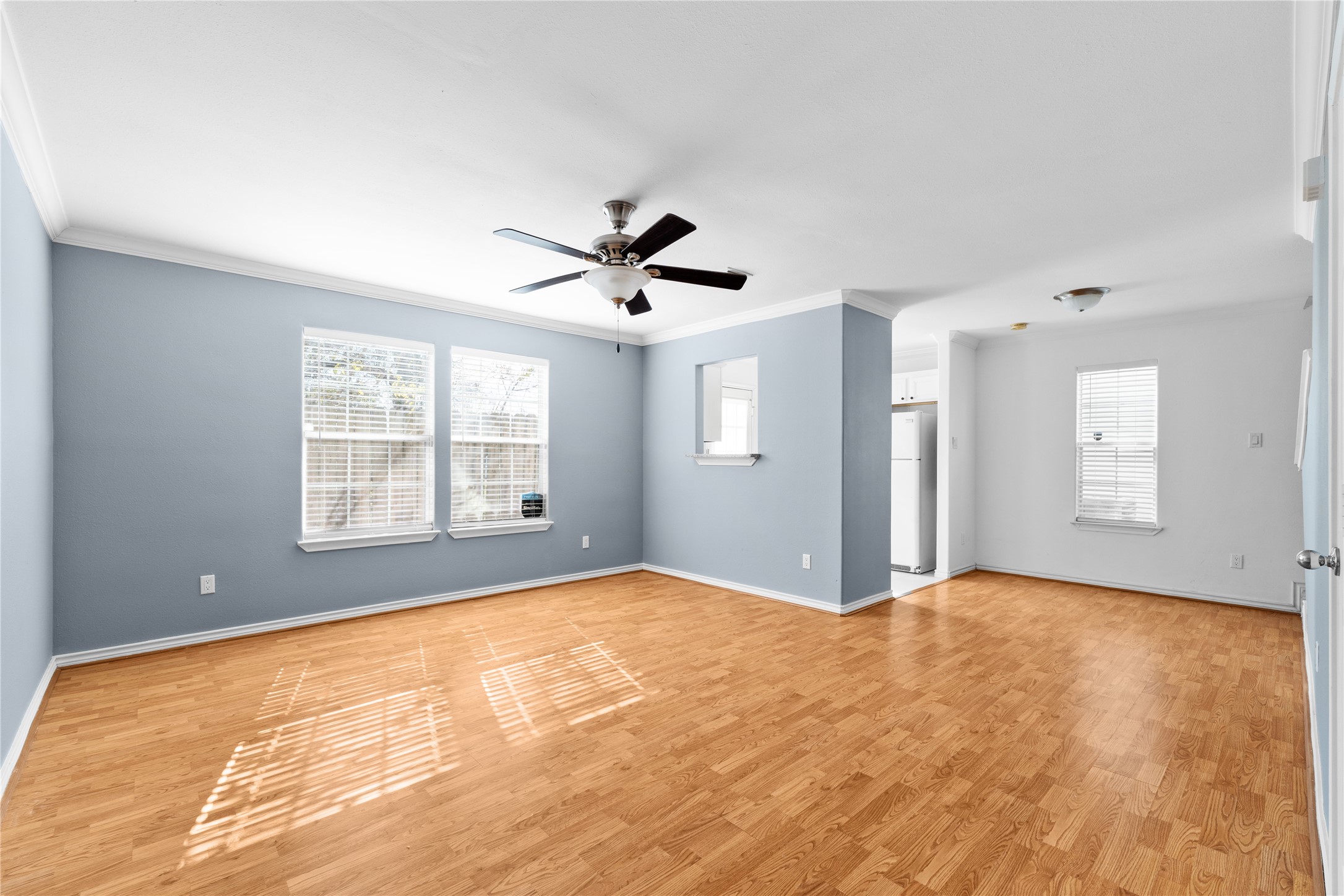 9611 Elmview Place Houston, TX 77080 - Photo 2 of 19