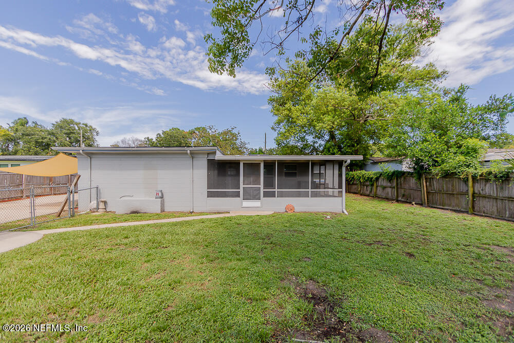 848 Glynlea Road Jacksonville, FL 32216 - Photo 29 of 32 20260723_glynlea_rd_1108