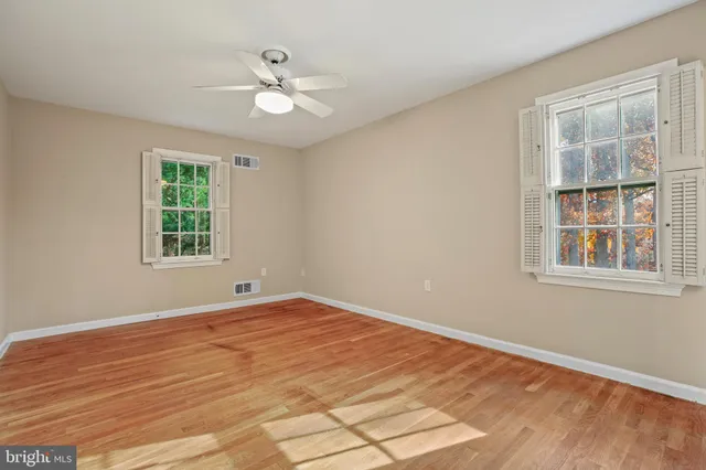 $995,000 | 8802 Stonehaven Court, Rockville, MD 20854