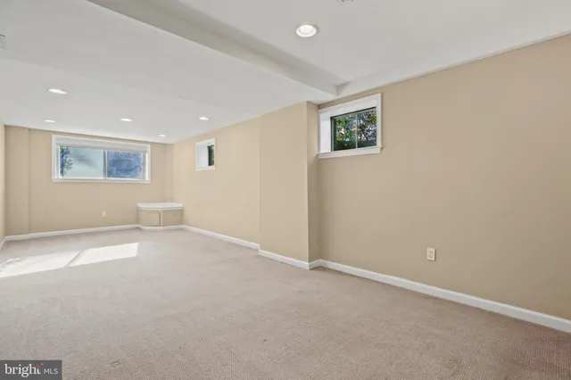 $995,000 | 8802 Stonehaven Court, Rockville, MD 20854