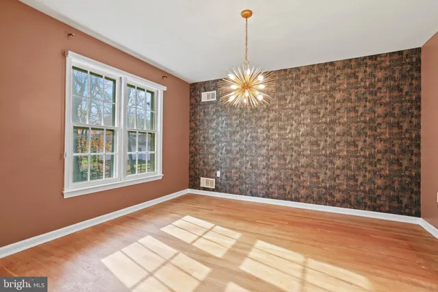 $995,000 | 8802 Stonehaven Court, Rockville, MD 20854