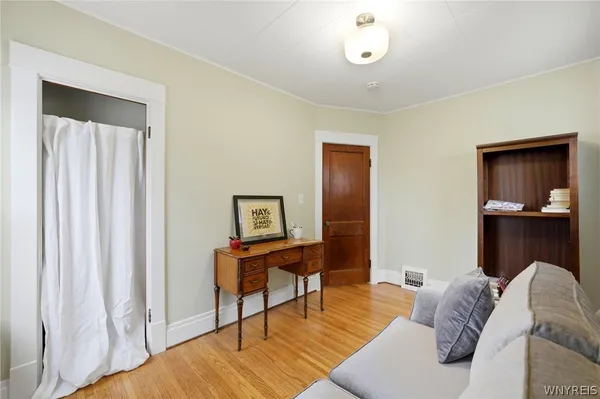 $275,000 | 79 Eiseman Avenue, Tonawanda, NY 14217