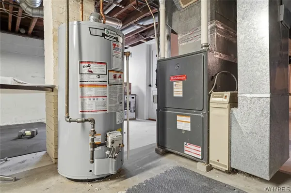 $275,000 | 79 Eiseman Avenue, Tonawanda, NY 14217