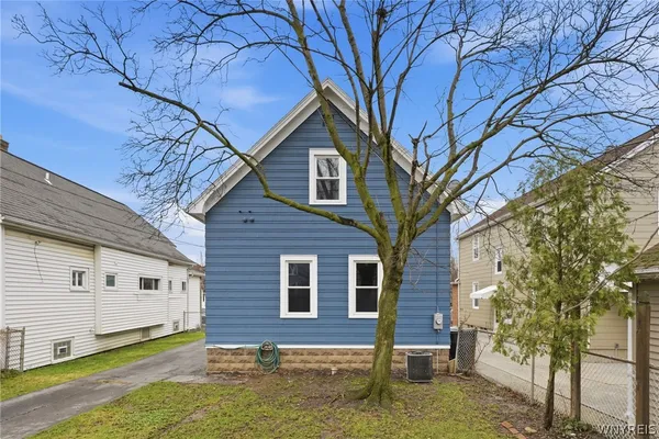 $275,000 | 79 Eiseman Avenue, Tonawanda, NY 14217