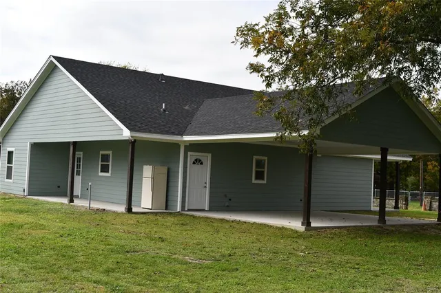 $350,000 | 279 South Camden Street, Dublin, TX 76446