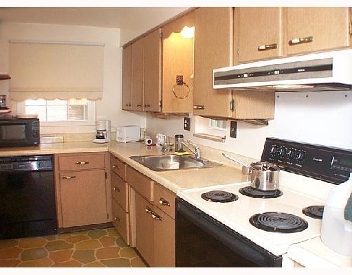 120 Orchard Spring Road Pittsburgh, PA 15220 - Photo 4 of 8 Kitchen.