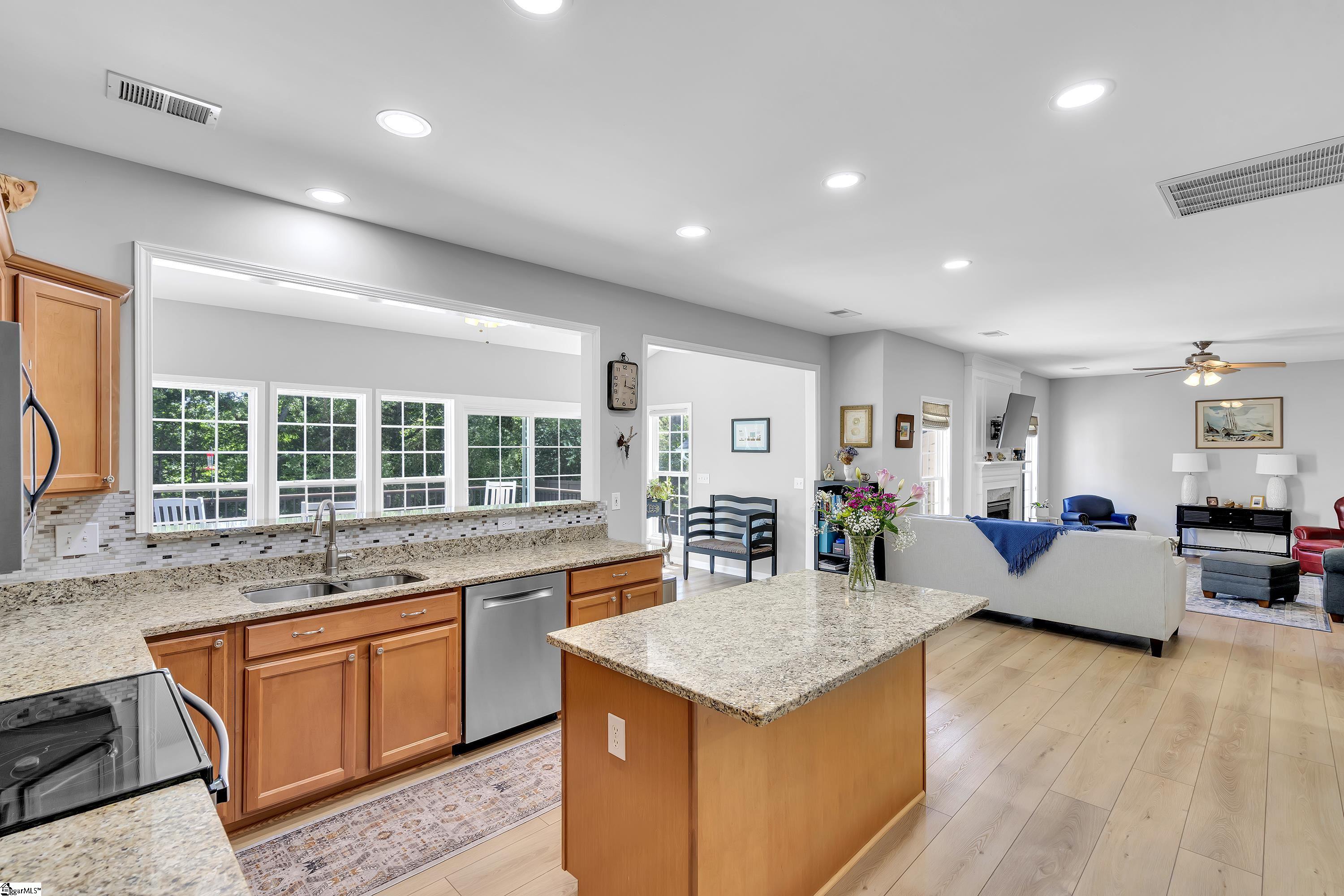 120 Hartwick Lane Fountain Inn, SC 29644 - Photo 10 of 36 Gallery Image 10