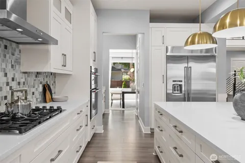 $1,850,000 | 3919 Meadow Avenue North, Renton, WA 98056