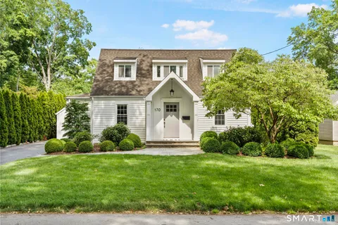 $1,379,000 | 170 Dunnlea Road, Fairfield, CT 06824