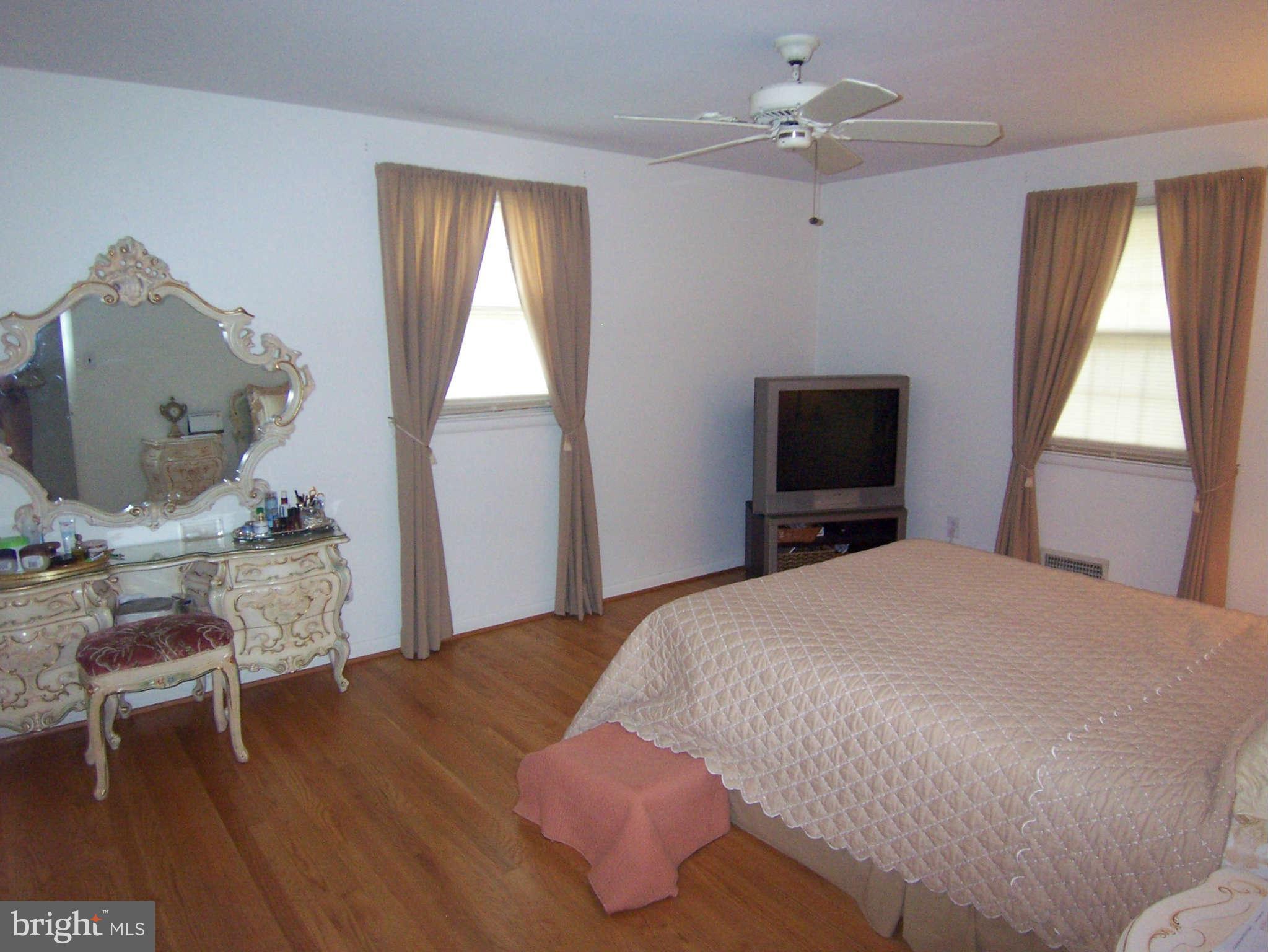 2008 Eastridge Road Timonium, MD 21093 - Photo 6 of 15 Bedroom Main Level