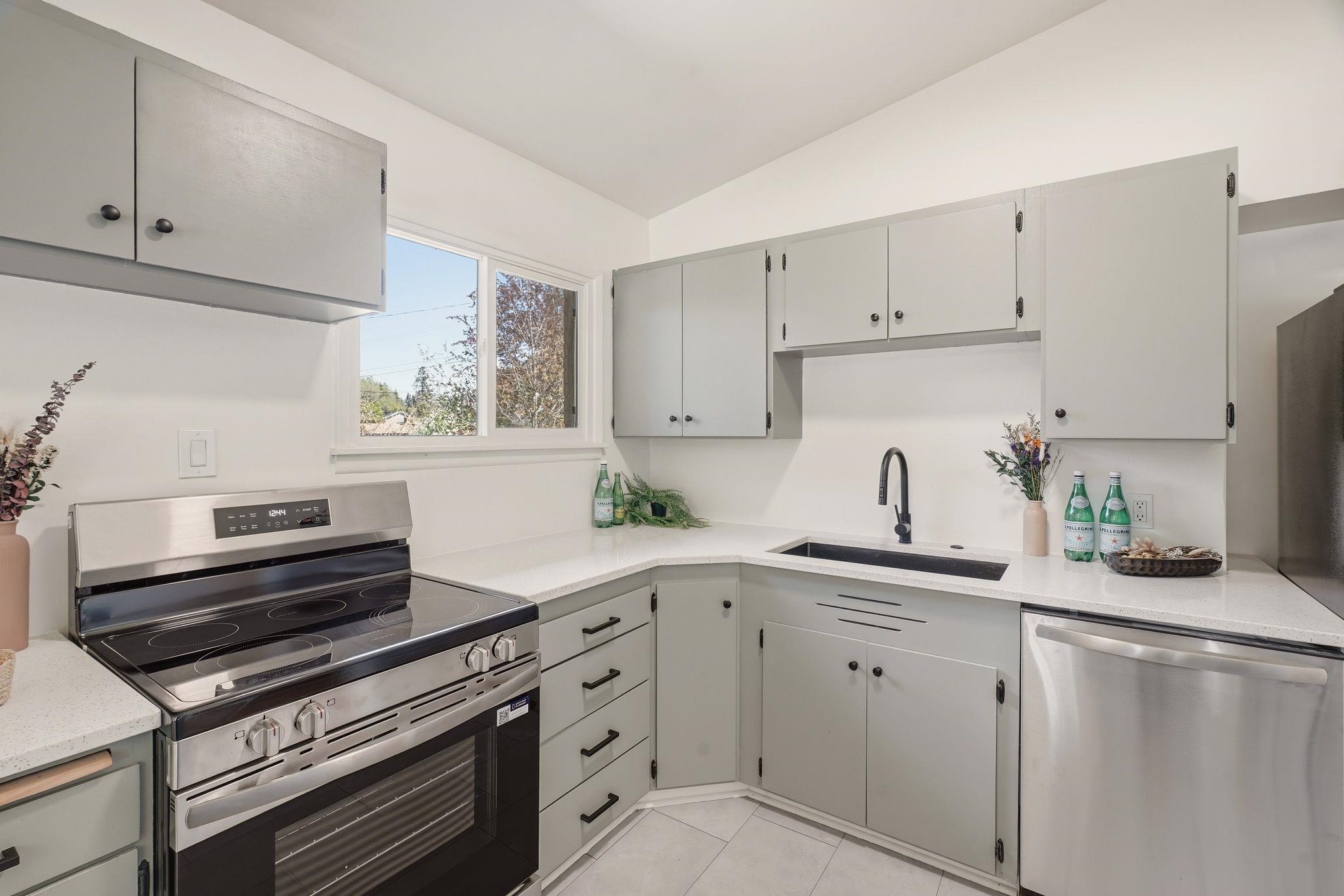 6814 North Post Street Spokane, WA 99208 - Photo 12 of 32