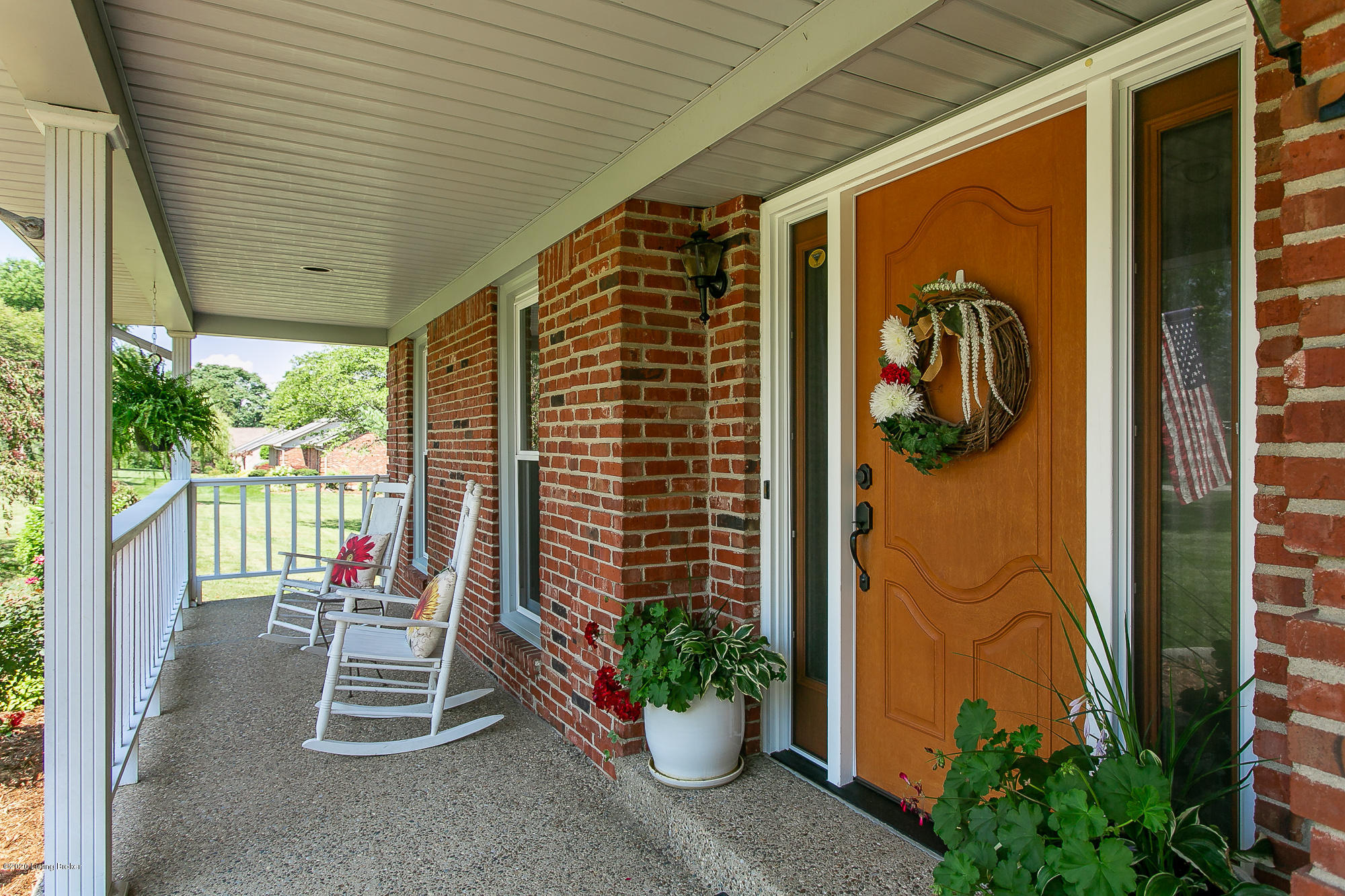 192 East Laurel River Road Shepherdsville, KY 40165 - Photo 16 of 86 192 E Laurel River Dr-15
