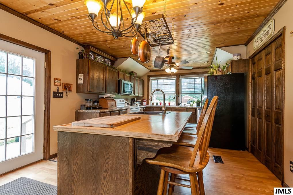 11687 Tompkins Road Rives Junction, MI 49277 - Photo 10 of 36 Photo 10