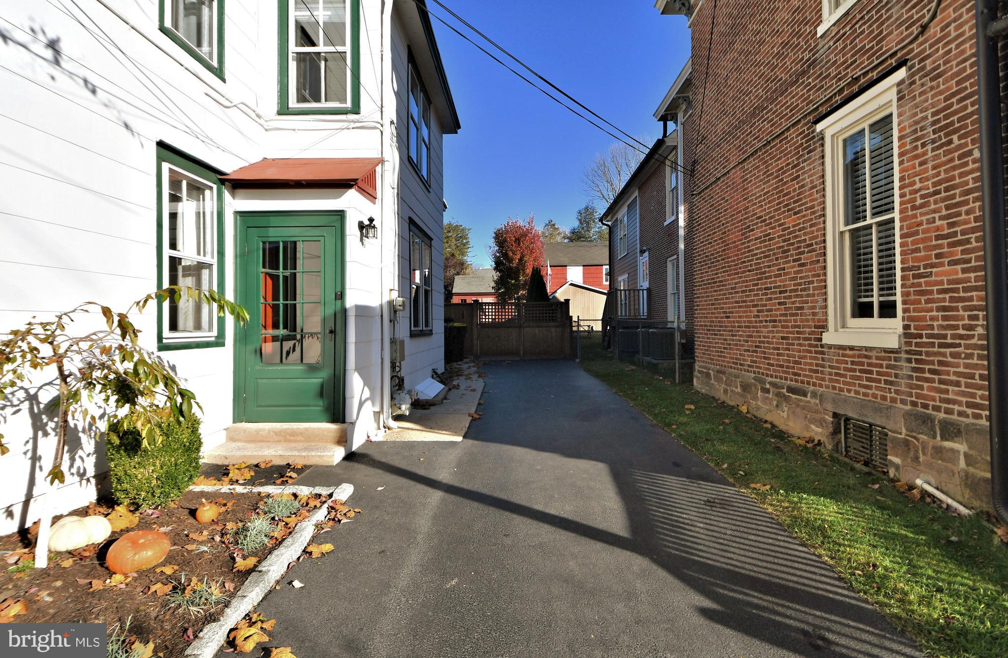 143 North State Street Newtown, PA 18940 - Photo 2 of 25