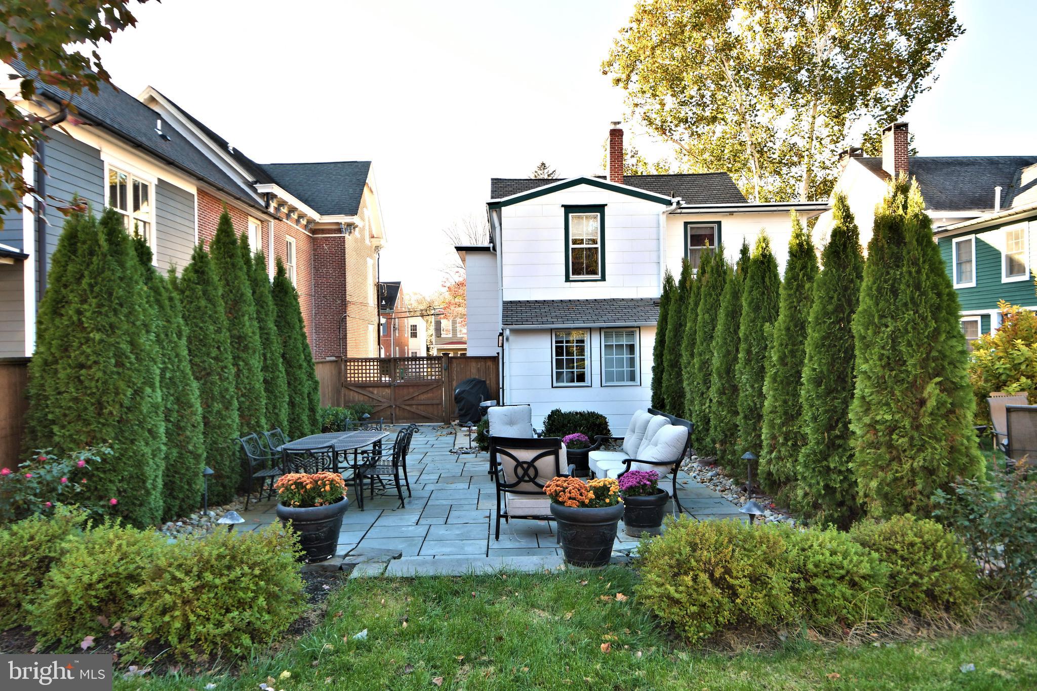 143 North State Street Newtown, PA 18940 - Photo 3 of 25