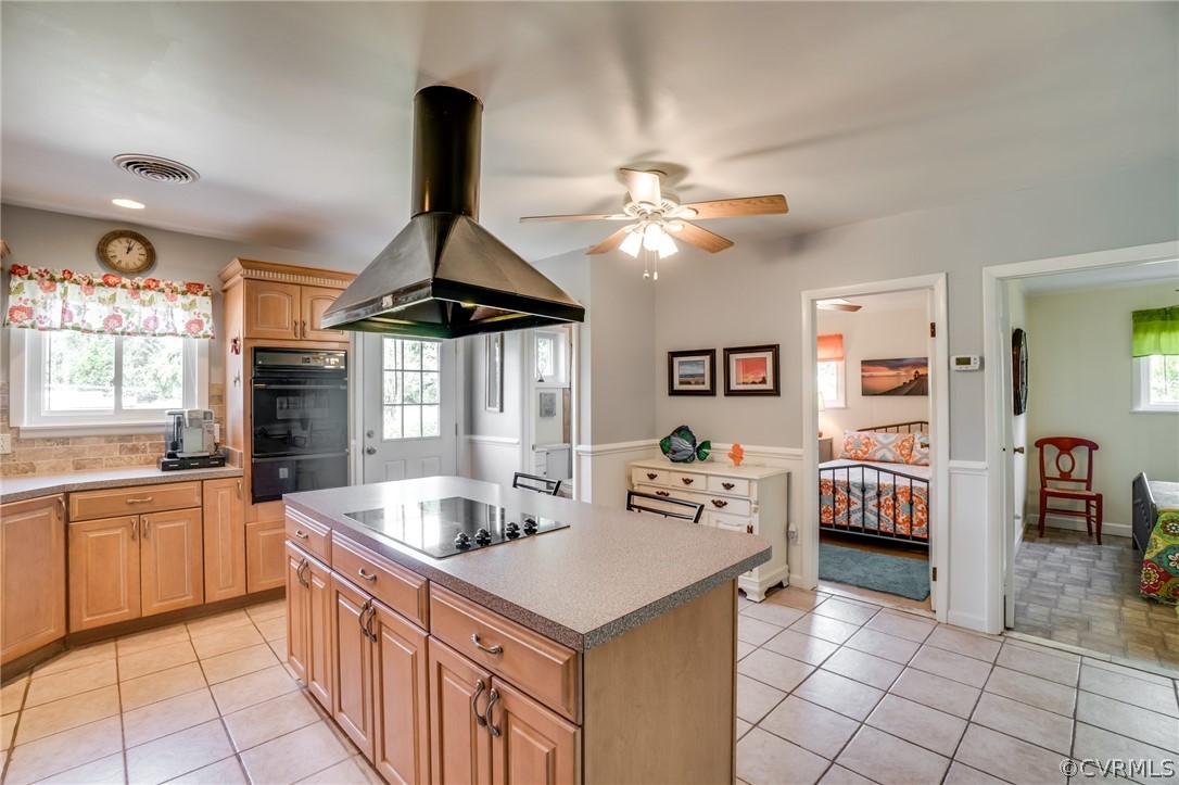 173 Rockingham Road Dunnsville, VA 22454 - Photo 12 of 45 Gallery Image 12