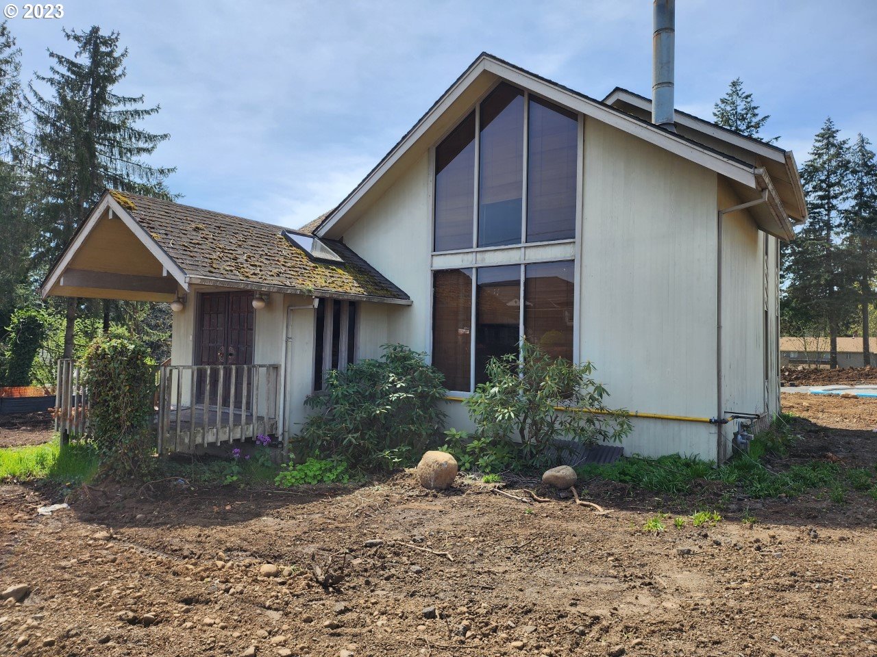 1300 Southeast Ellsworth Road Vancouver, WA 98664 - Photo 1 of 19 Gallery Image 1
