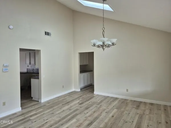 $900,000 | 42036 Village 42, Camarillo, CA 93012