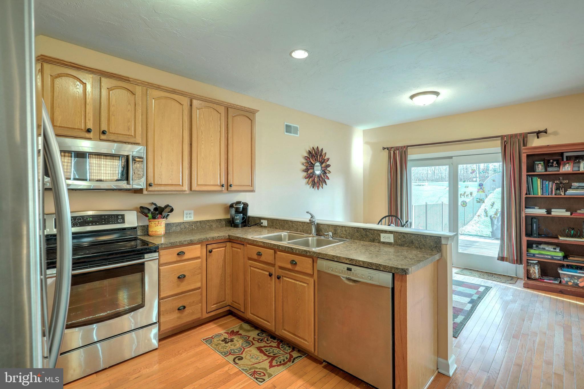203 Maple Drive Hanover, PA 17331 - Photo 5 of 36 Gallery Image 5