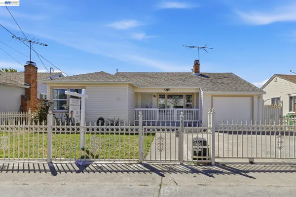 $788,000 | 16311 Ria Drive, Ashland, CA 94578