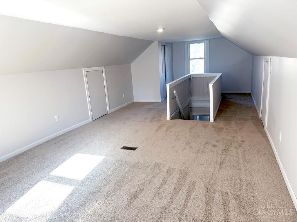 1722 Wolfangel Road Cincinnati, OH 45255 - Photo 12 of 14 Gallery Image 12