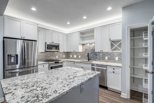 $3,950 | 2068 Broughton Street, Carmel, IN 46032