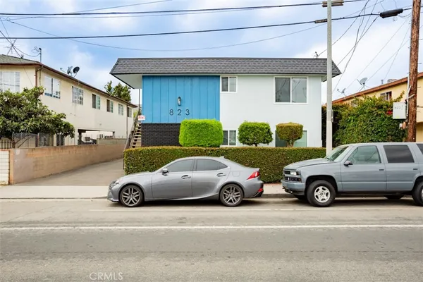 $1,595,000 | 823 North Lagoon Avenue, Wilmington, CA 90744
